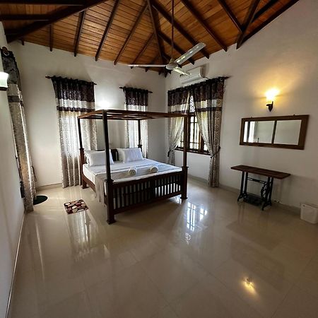 Curve Hiri Apartment Dikwella Luaran gambar