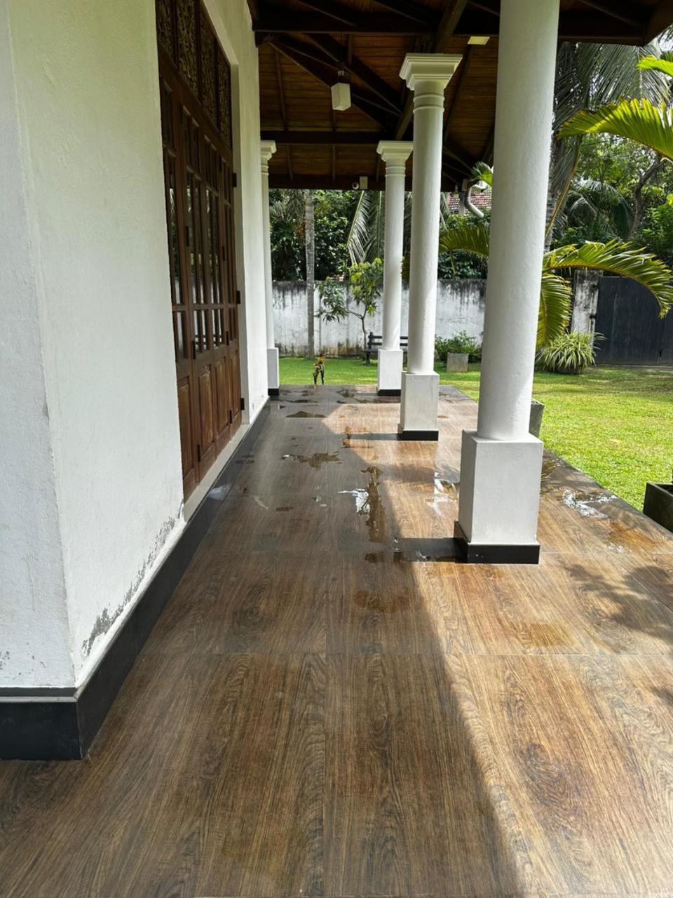 Curve Hiri Apartment Dikwella Luaran gambar