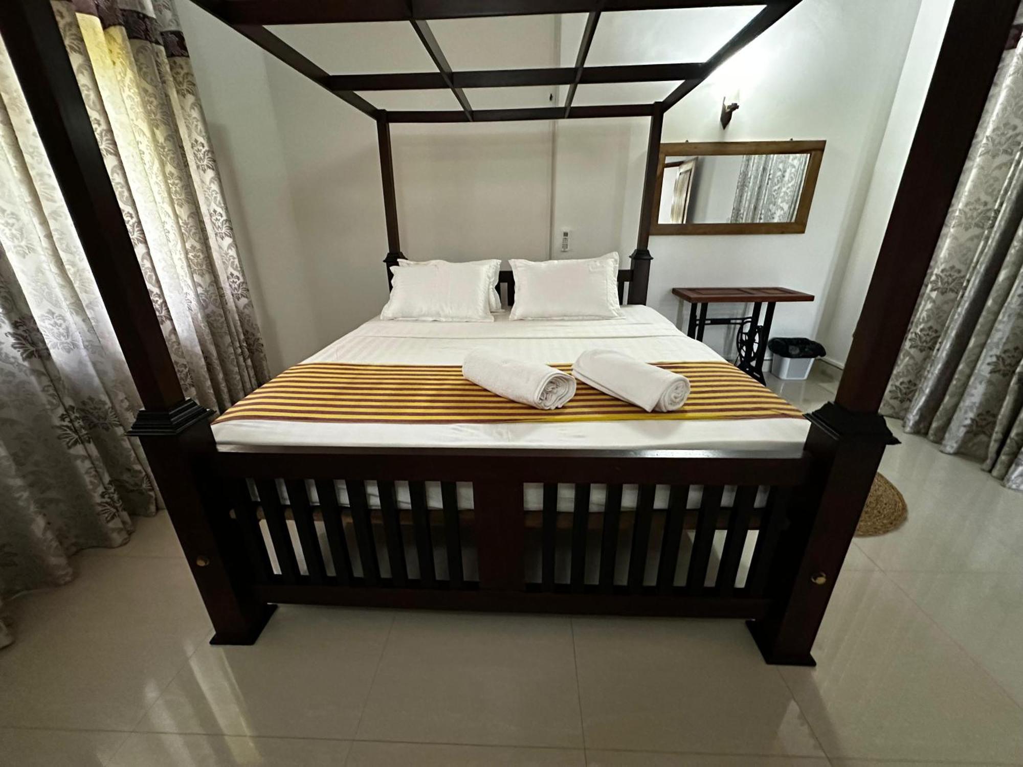 Curve Hiri Apartment Dikwella Luaran gambar