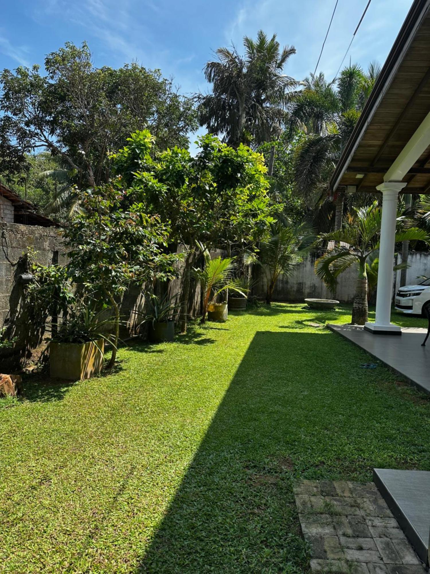 Curve Hiri Apartment Dikwella Luaran gambar