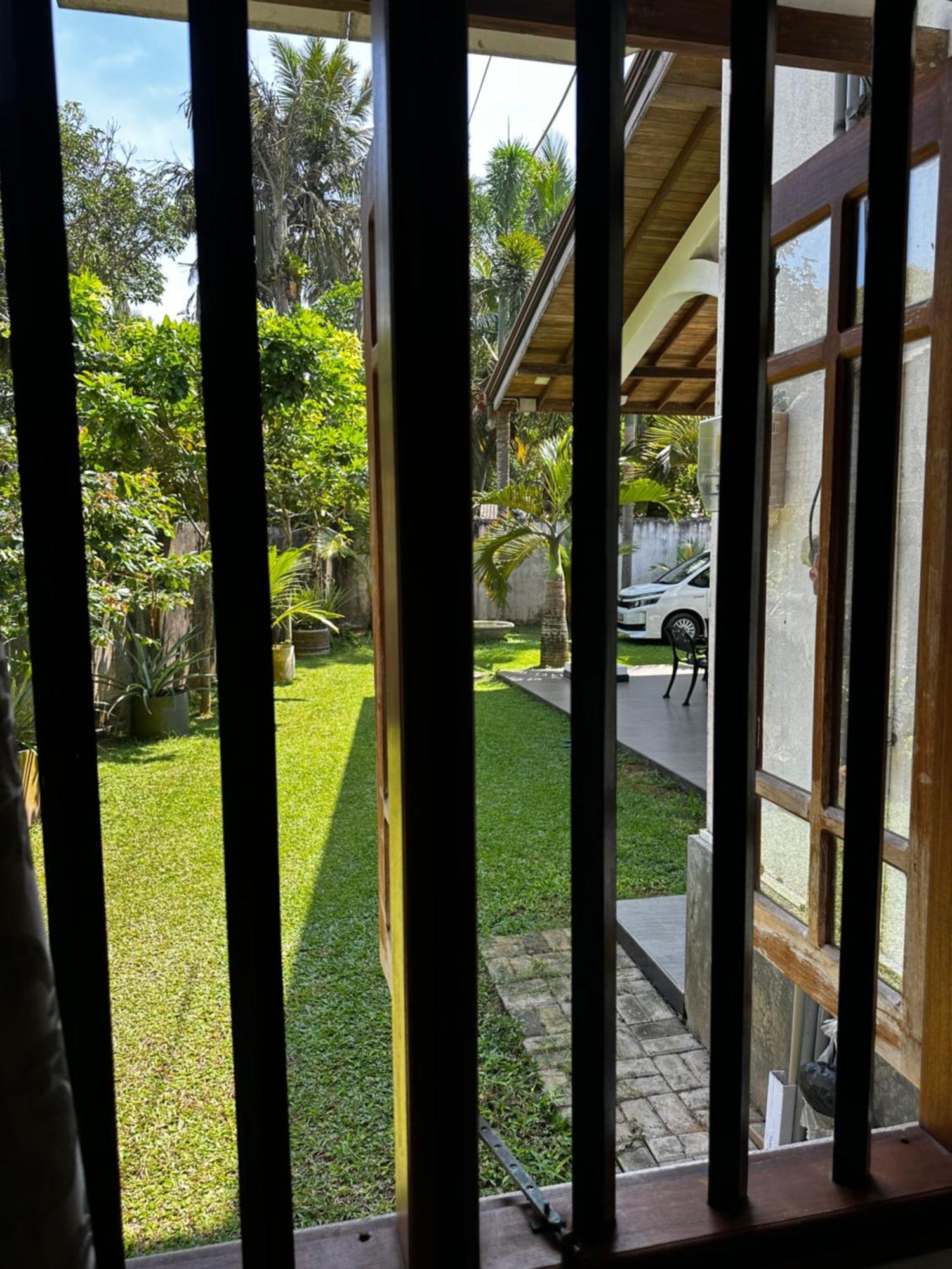 Curve Hiri Apartment Dikwella Luaran gambar