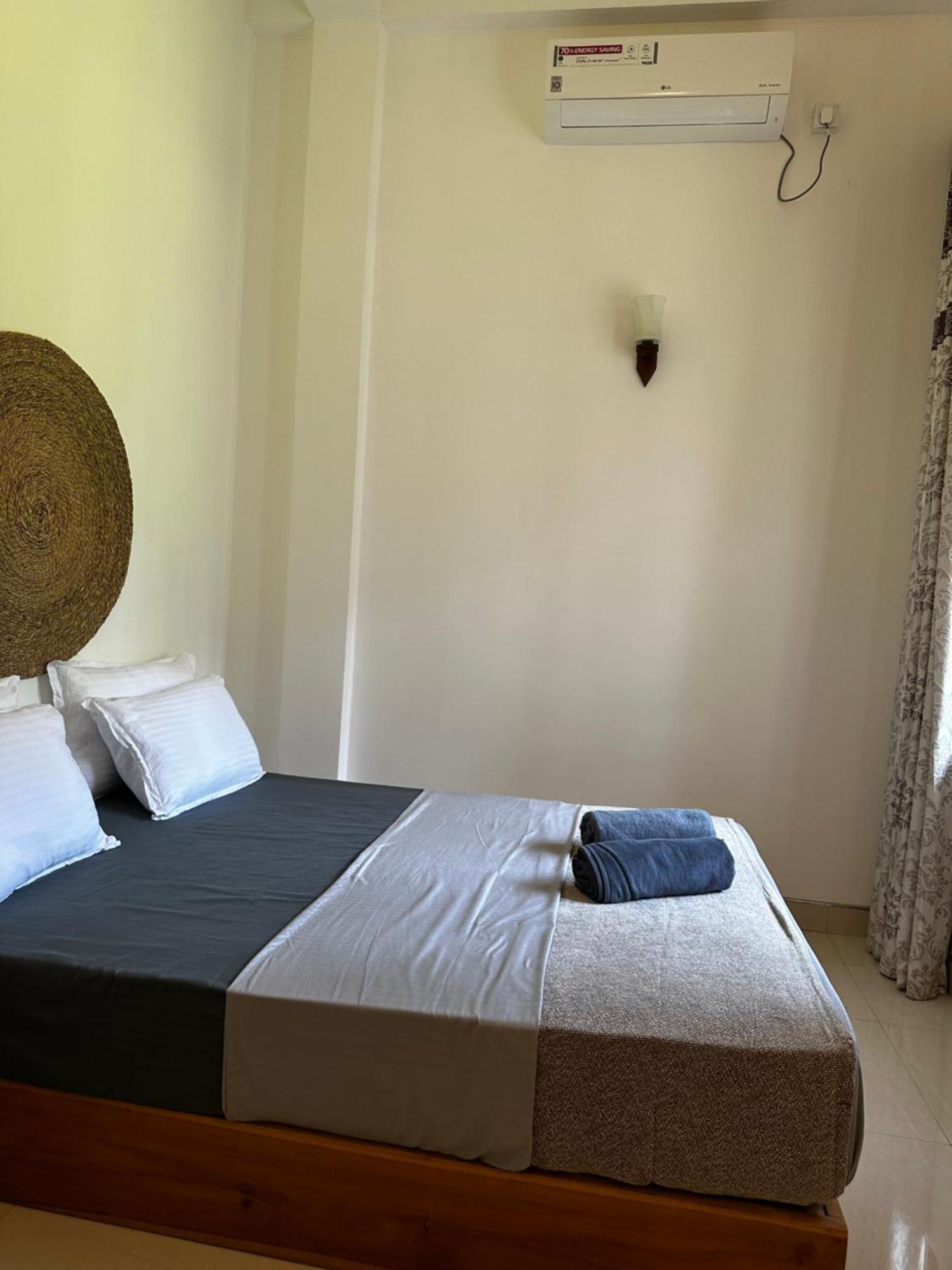 Curve Hiri Apartment Dikwella Luaran gambar